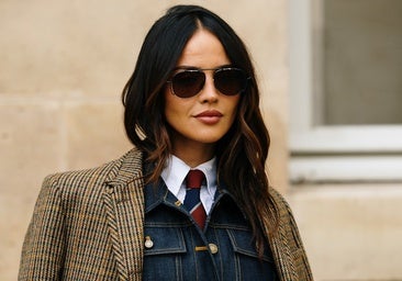 Si te encantan los aromas invernales, los perfumes de oud son una opción perfecta para esta temporada.